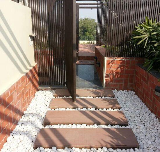 86 Navjiwan residence image 4